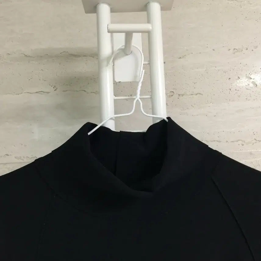 [BUNJANG] J. Chung High Neck Long Sleeve T-shirt / 제이청 하이넥 긴팔 티셔츠 free