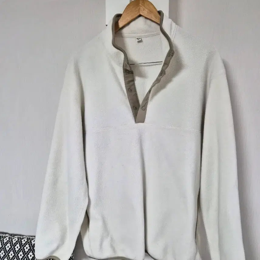 [BUNJANG] Uniqlo White Fleece Pullover XL / 유니클로 화이트 플리스 풀오버 xl