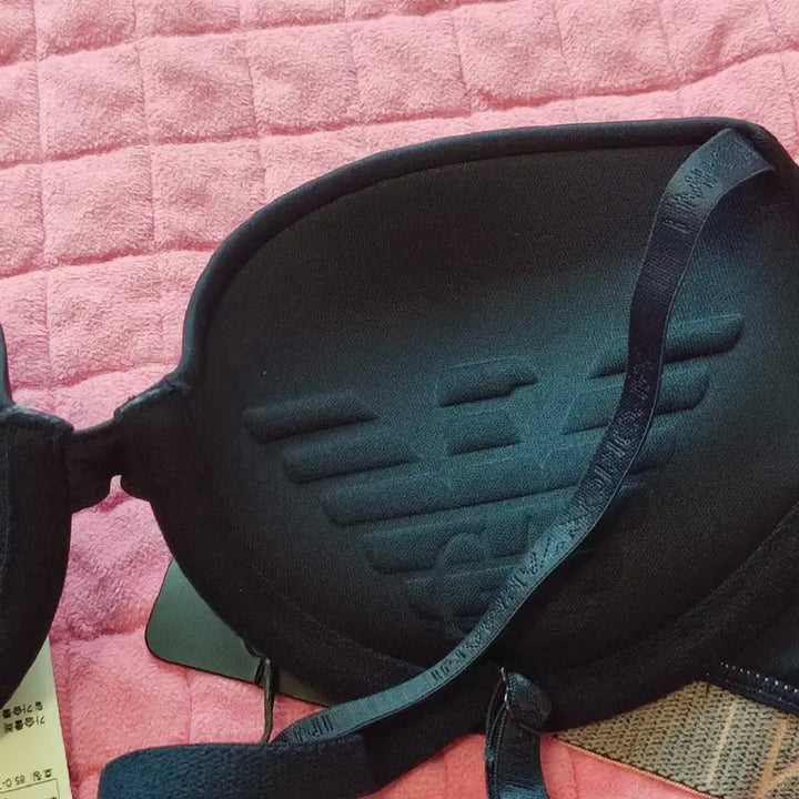 [BUNJANG] Emporio Armani Push-Up Bra 75A / 엠포리오 아르마니 신형 푸쉬업 브라 새상품 75A