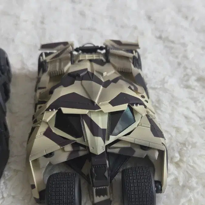 [BUNJANG] Revoltech Batmobile Tumbler Figure Dark Knight (3 Types) / 리볼텍 배트모빌 텀블러 피규어 다크나이트 3종