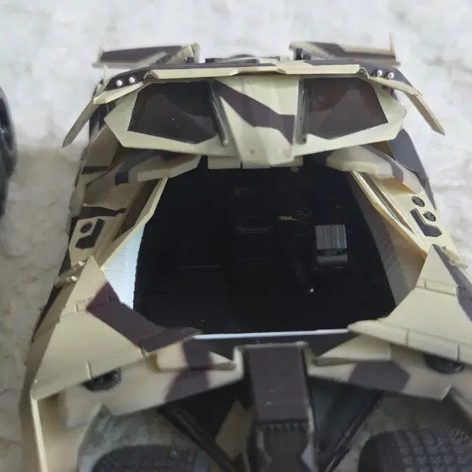[BUNJANG] Revoltech Batmobile Tumbler Figure Dark Knight (3 Types) / 리볼텍 배트모빌 텀블러 피규어 다크나이트 3종