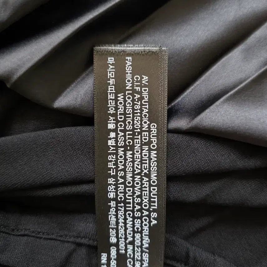 [SOLD OUT] 마시모두띠  블랙 플리츠 원피스