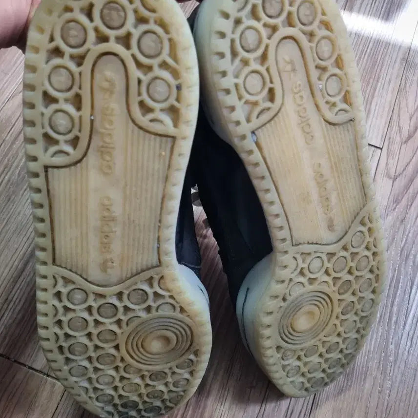 [SOLD OUT] 아디다스 포럼 로우 네이비260