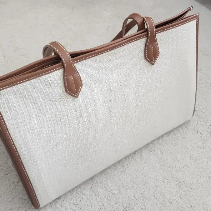 [BUNJANG] AVIE MUAH Work Bag / 아비에무아 워크백 거의 새상품