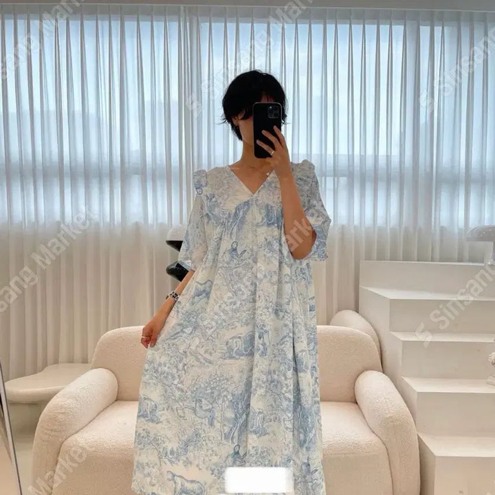 [BUNJANG] Twill de Jouy Sky Blue Pattern One-Piece Pajamas / 뜨왈드주이 패턴 원피스 잠옷