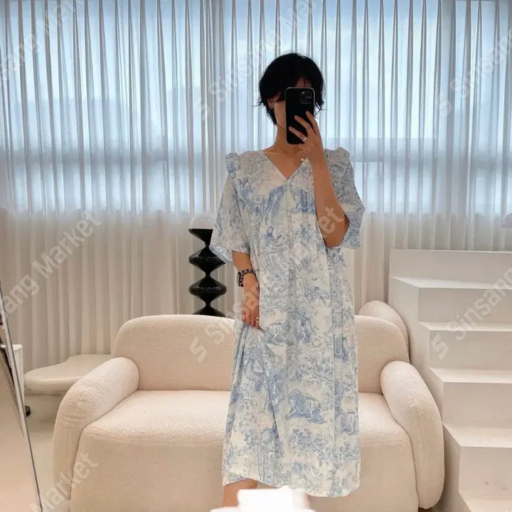 [BUNJANG] Twill de Jouy Sky Blue Pattern One-Piece Pajamas / 뜨왈드주이 패턴 원피스 잠옷