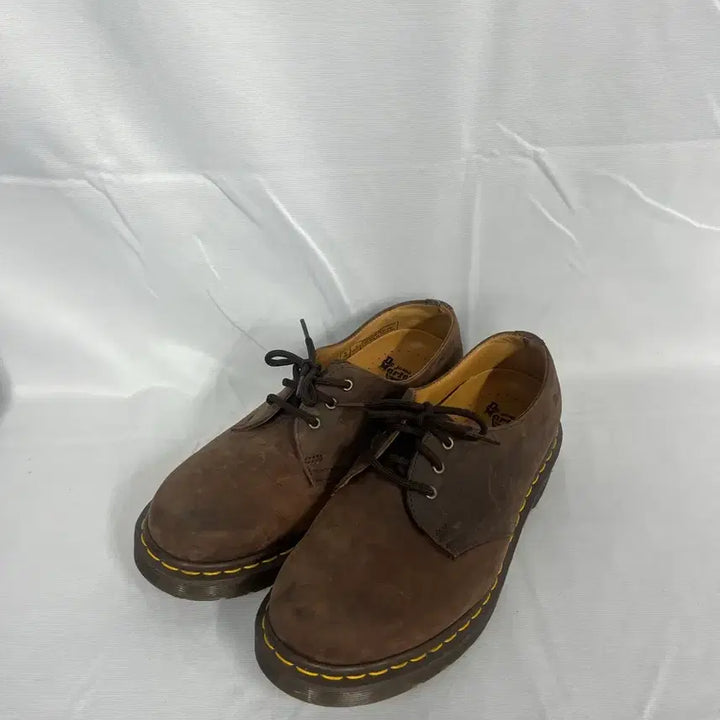 [SOLD OUT] 닥터마틴 1461 크레이지 홀스 39사이즈 250