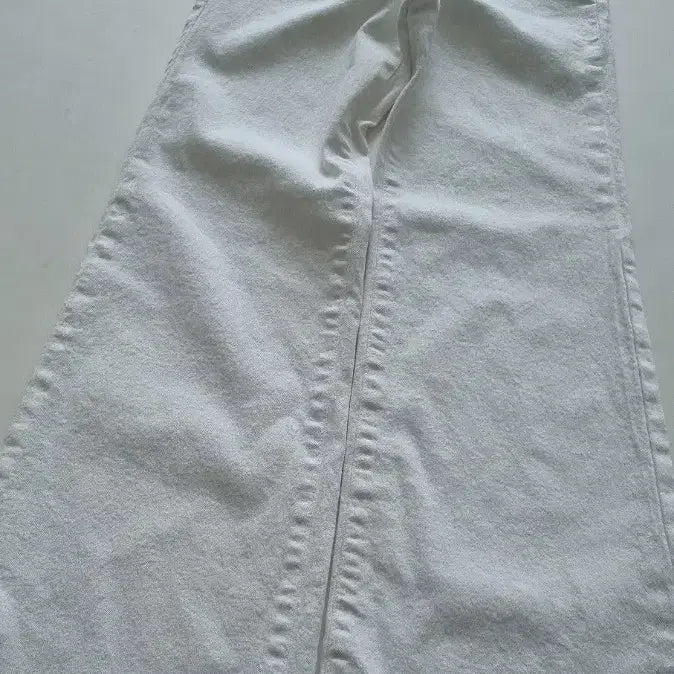 [SOLD OUT] 데님 와이드 큐롯 팬츠
