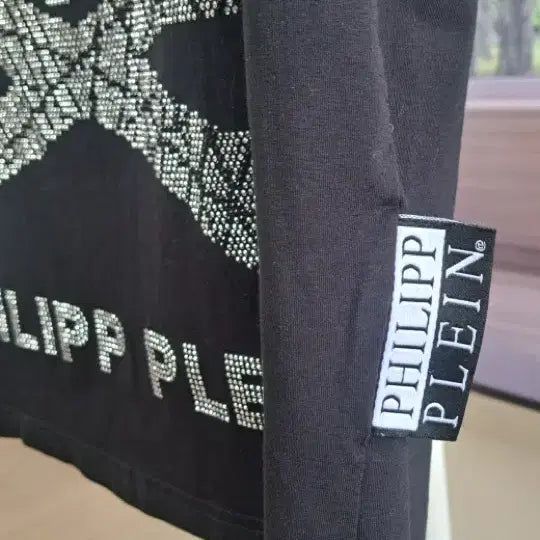 [SOLD OUT] 필립 플레인 스톤 해골 반팔