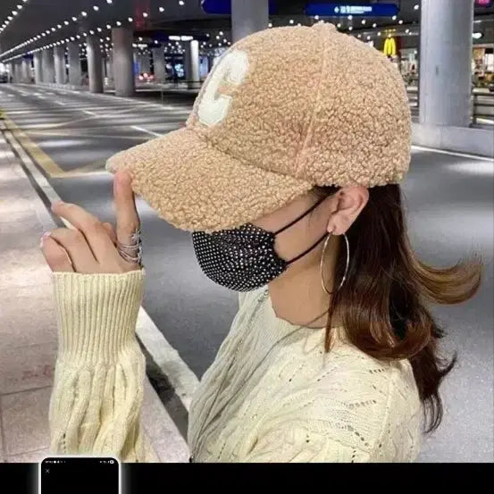[BUNJANG] Unisex Fleece Ball Cap / (마지막특가) 유니섹스 뽀글이 볼캡 블랙/베이지/핑크/화이트