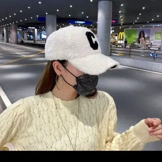 [BUNJANG] Unisex Fleece Ball Cap / (마지막특가) 유니섹스 뽀글이 볼캡 블랙/베이지/핑크/화이트