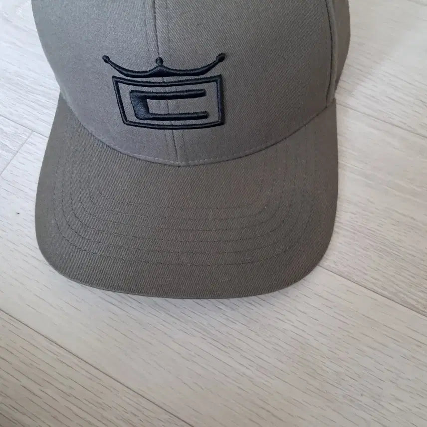 [SOLD OUT] 코브라 모자