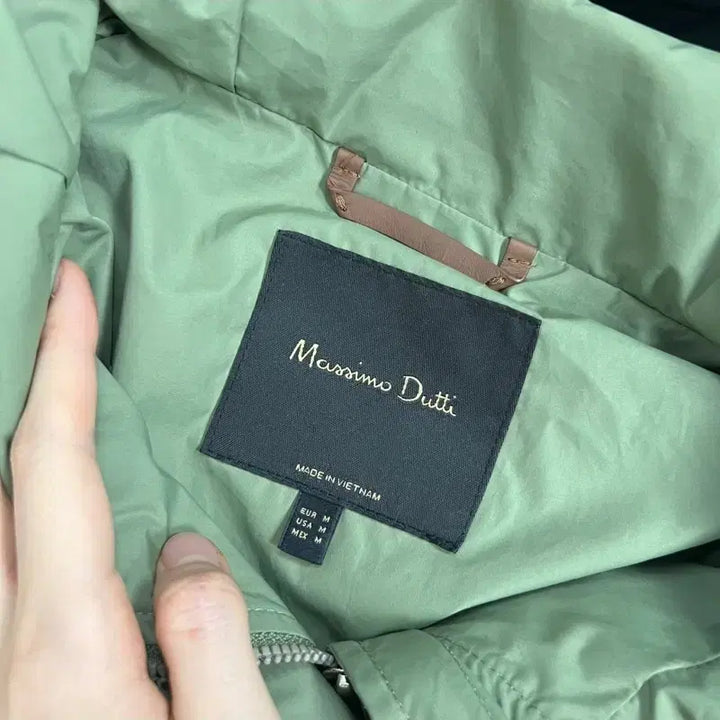 [BUNJANG] Massimo Dutti Khaki Windbreaker Jacket / 마시모두띠/상태굿 카키 바람막이 자켓 점퍼 M L/라덴