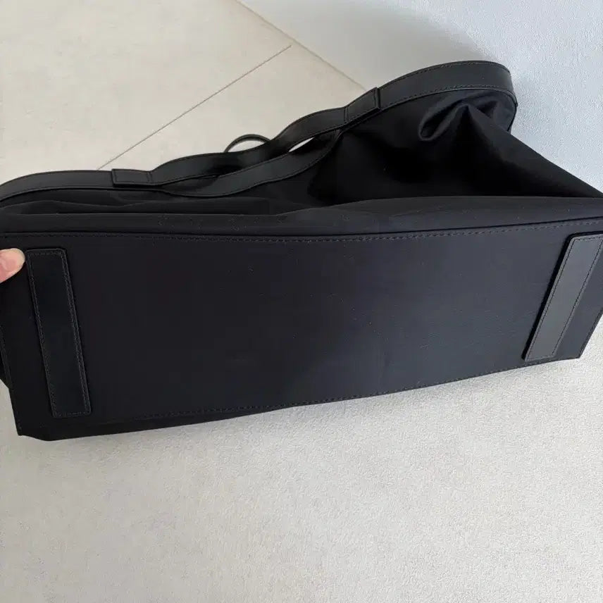 [SOLD OUT] 킨더살몬 포셀 나일론 토트백 블랙