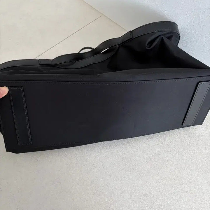 [SOLD OUT] 킨더살몬 포셀 나일론 토트백 블랙