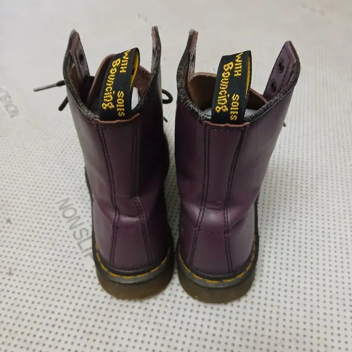 [BUNJANG] Dr. Martens Purple Leather Boots / 닥터마틴 퍼플 레더 부츠