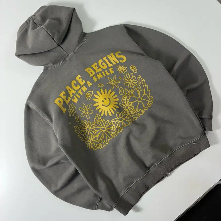 [BUNJANG] Big Wave Collective Peace Again Graphic Hoodie Zip-up / Big wave  빅웨이브 컬렉티브 피스 어게인 그래픽 후드집업