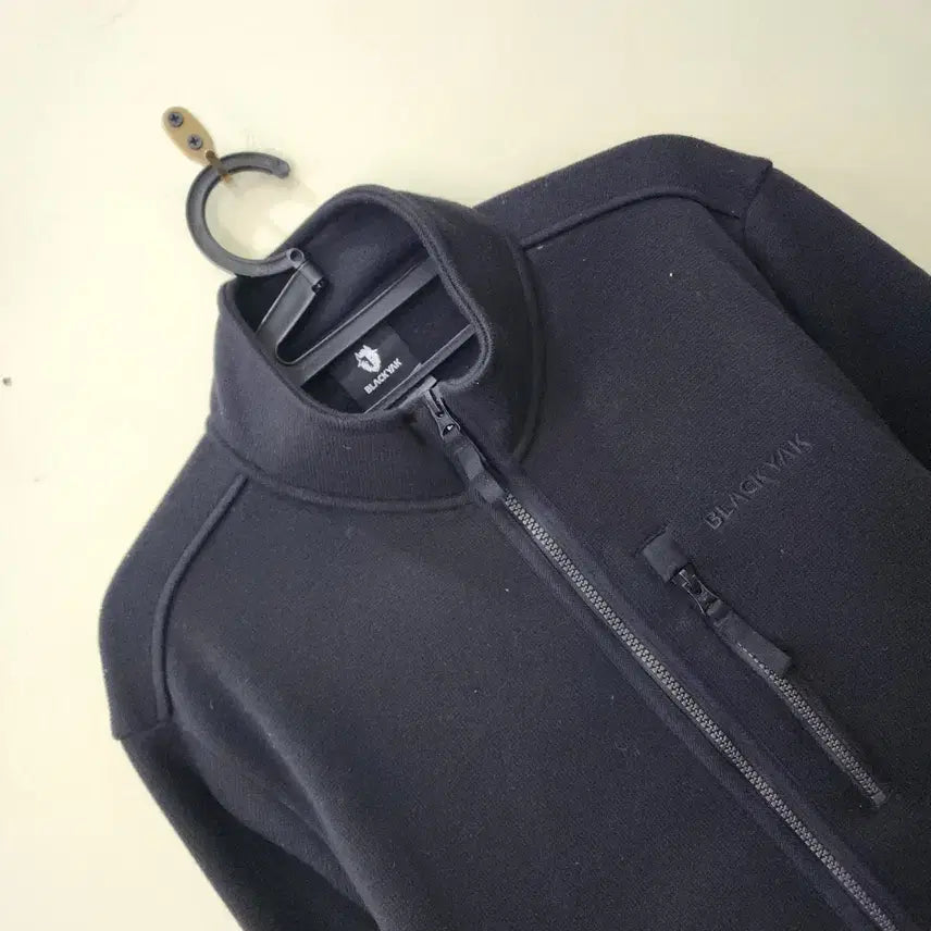 [BUNJANG] Black Yak Zip-Up Jacket / [ 100 ] 블랙야크 집업 자켓