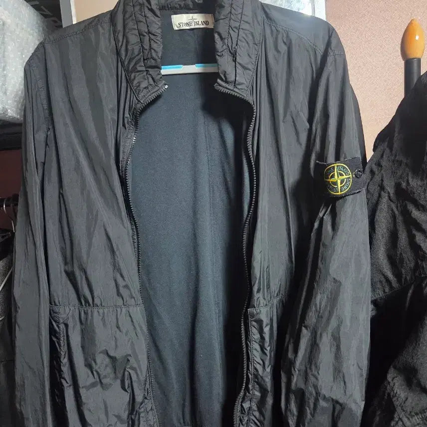 [BUNJANG] Stone Island Crinkle Reps Bomber Jacket - Black - L / 스톤아일랜드 크링클랩스 봄버 블랙 L