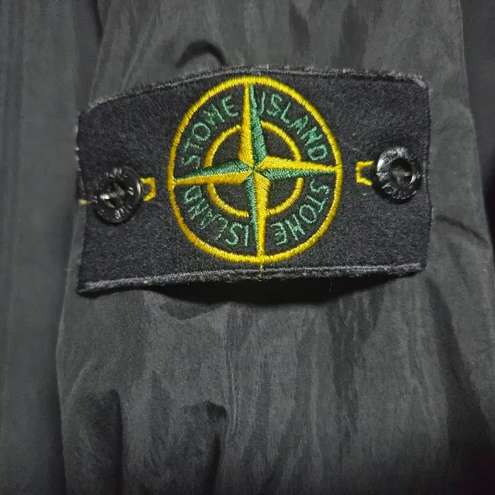 [BUNJANG] Stone Island Crinkle Reps Bomber Jacket - Black - L / 스톤아일랜드 크링클랩스 봄버 블랙 L