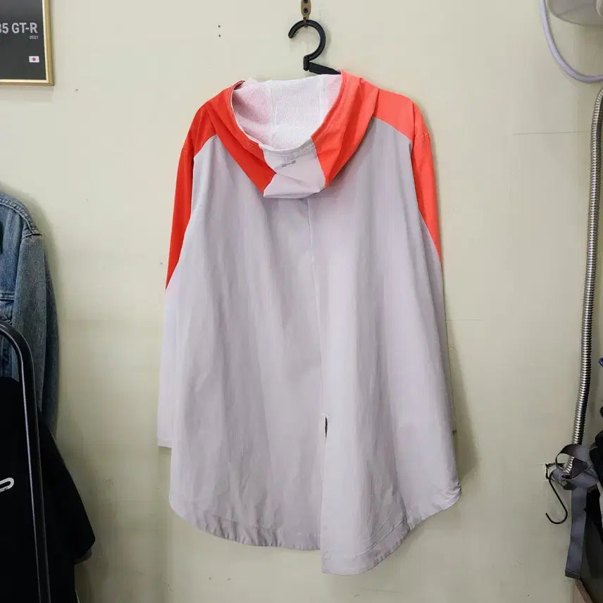 [BUNJANG] Under Armour Anorak Hooded Jacket / [ M ] 언더아머 아노락 후드