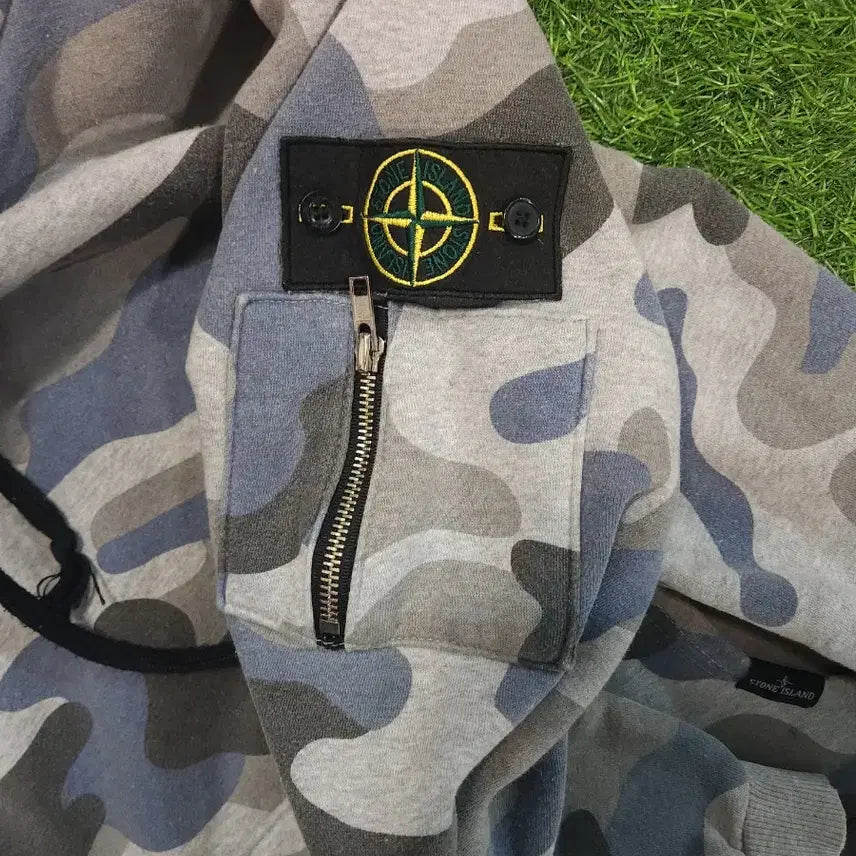 [BUNJANG] Stone Island Camo Hoodie / 스톤아일랜드 카모 후드티