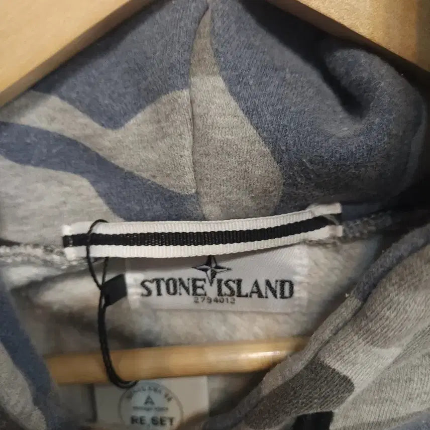 [BUNJANG] Stone Island Camo Hoodie / 스톤아일랜드 카모 후드티