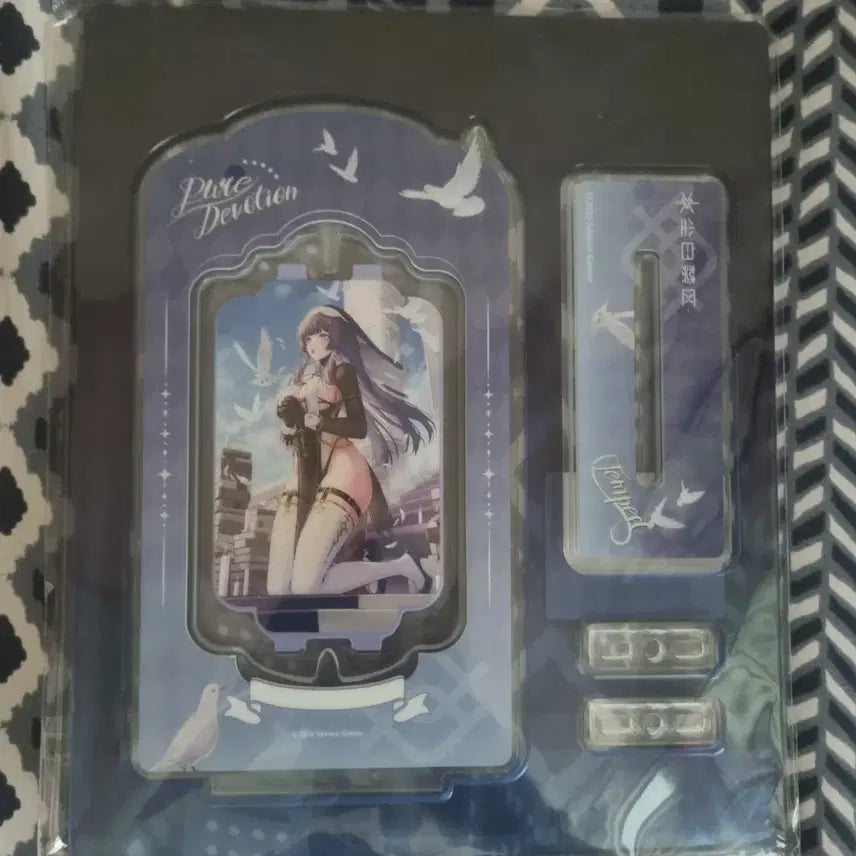[BUNJANG] Snowbreak Game Acrylic Stand / 스노우브레이크 굿즈 팜니다
