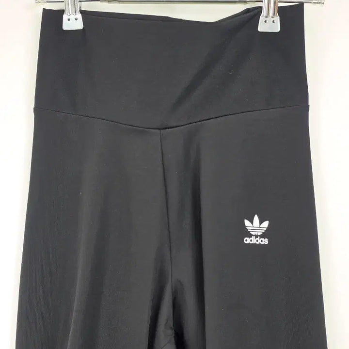 [BUNJANG] Adidas Black Leggings (Women&