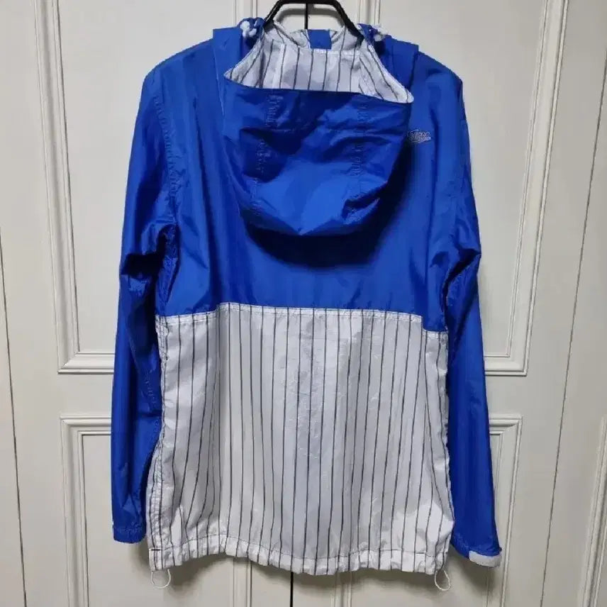 [SOLD OUT] [90~95]노스페이스 블루 스트라이프 바람막이(공용)