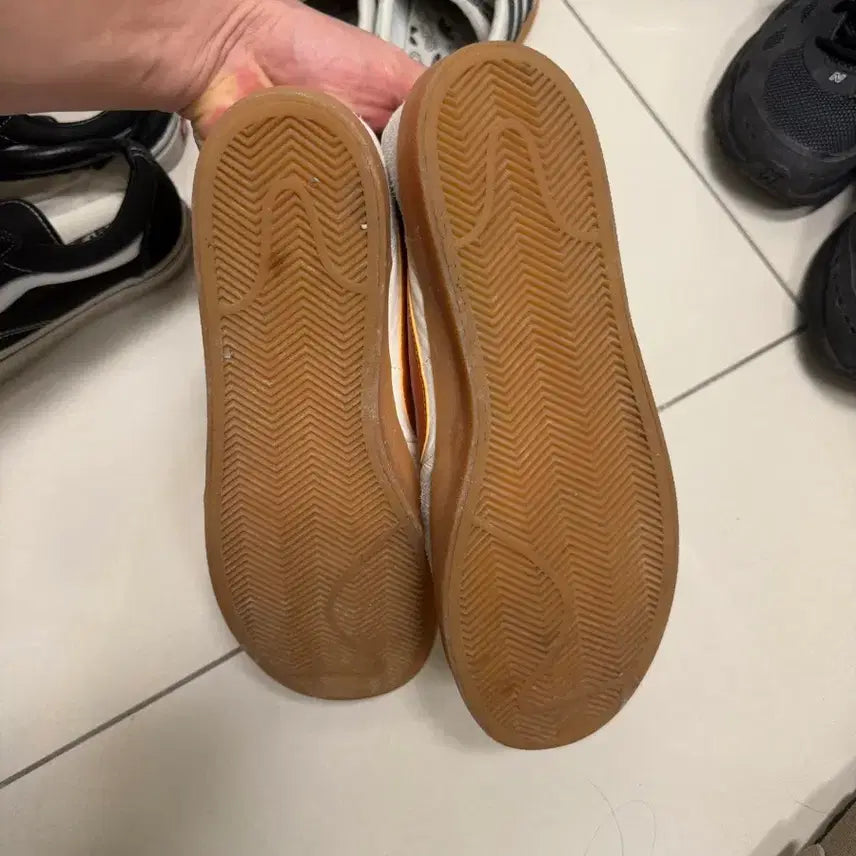 [BUNJANG] Nike Killshot 2 Orange Sneakers / 나이키 킬샷 2 오렌지 270