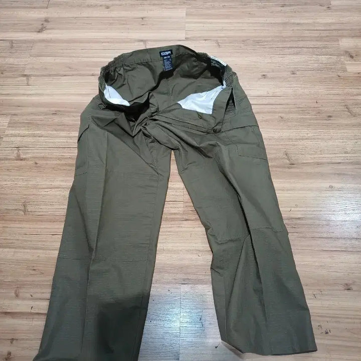 [BUNJANG] C.Q.R Outdoor Pants / C.Q.R