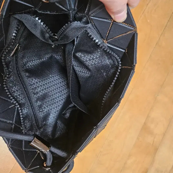 [BUNJANG] Black Pattern Tote Bag / 블랙 패턴 토트백 겸 숄더백