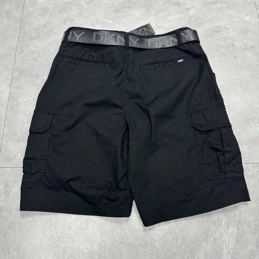 [BUNJANG] DKNY 34 Shorts / 34 도나 DKNY