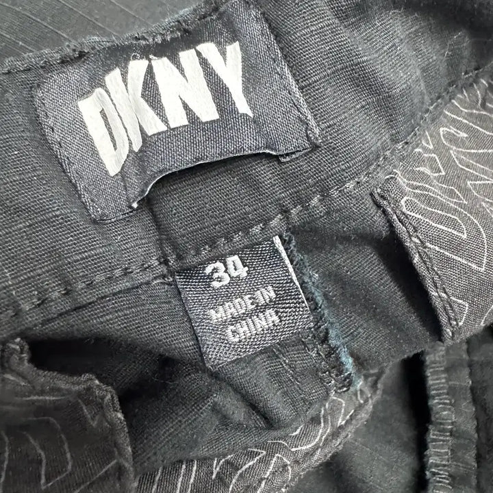 [BUNJANG] DKNY 34 Shorts / 34 도나 DKNY
