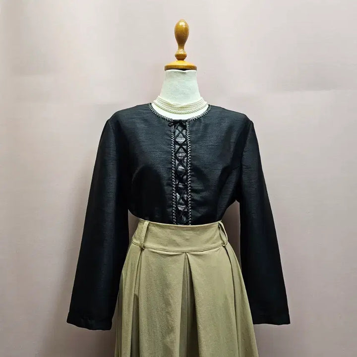 [BUNJANG] Jeon Sang Jin Black Blouse / 디자이너 전상진 블랙 블라우스