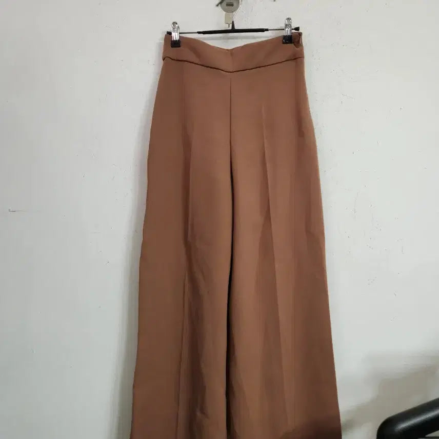[SOLD OUT] 갈색 와이드 팬츠 여성용27