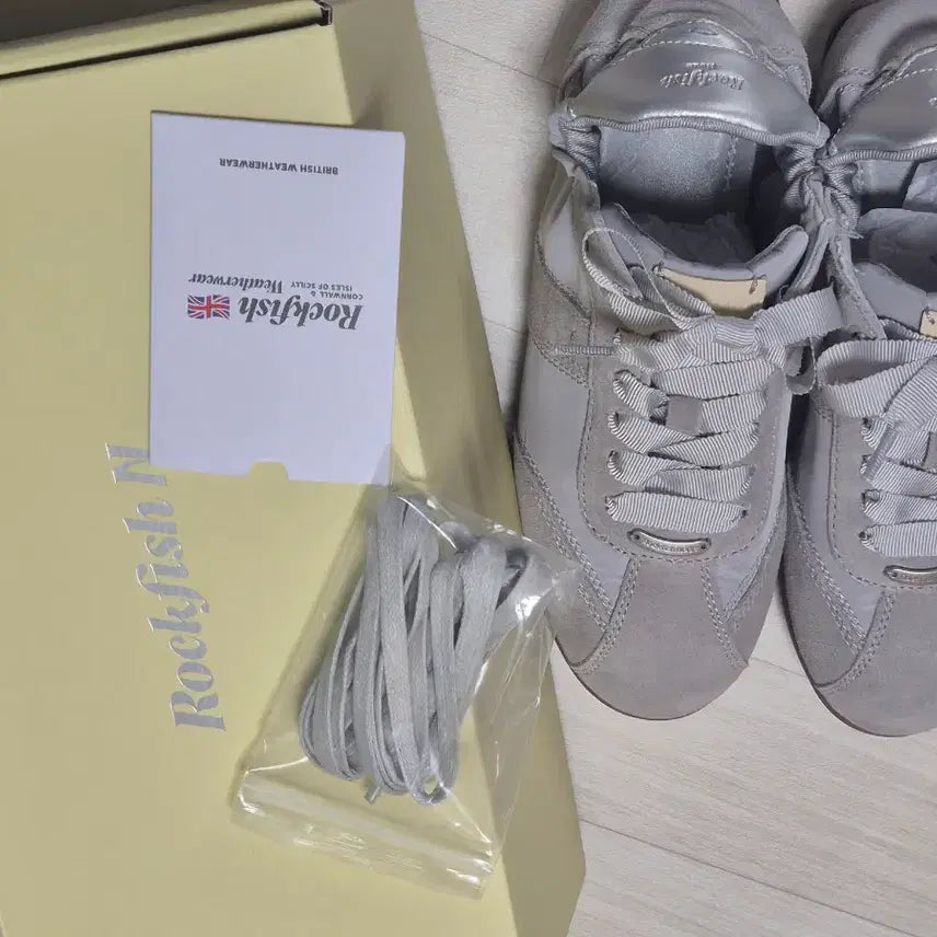 [BUNJANG] Rockfish Weatherwear Scrunchy Flat Sneakers (Gray) / 락피쉬 웨더웨어 스크런치 플랫 스니커즈 회색
