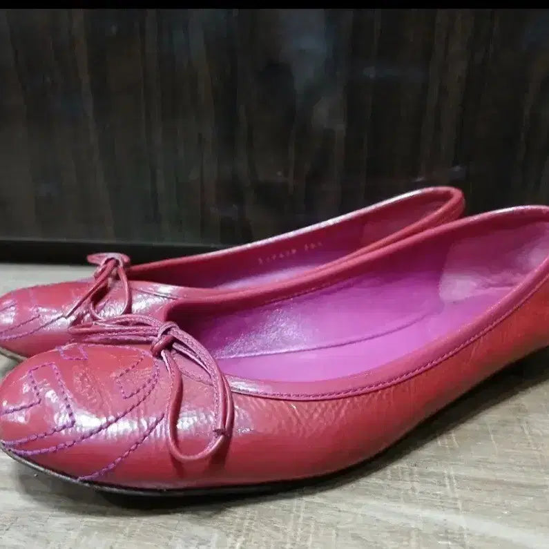 [BUNJANG] Gucci Red Ribbon Flat Shoes (35 1/2) / 구찌 레드 리본 플랫 슈즈 35 1/2( 225mm)