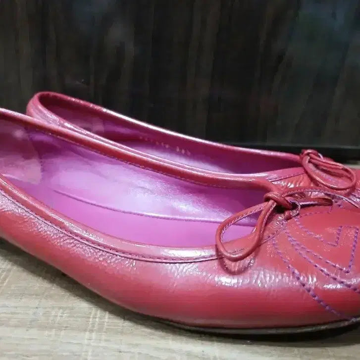 [BUNJANG] Gucci Red Ribbon Flat Shoes (35 1/2) / 구찌 레드 리본 플랫 슈즈 35 1/2( 225mm)