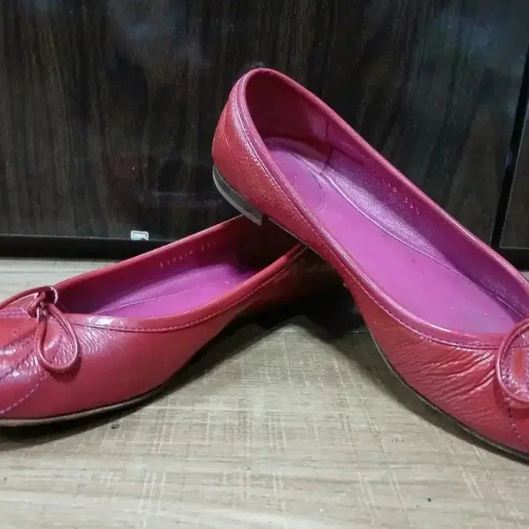 [BUNJANG] Gucci Red Ribbon Flat Shoes (35 1/2) / 구찌 레드 리본 플랫 슈즈 35 1/2( 225mm)