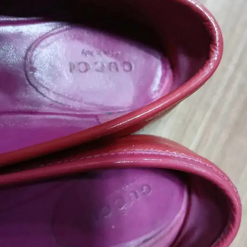 [BUNJANG] Gucci Red Ribbon Flat Shoes (35 1/2) / 구찌 레드 리본 플랫 슈즈 35 1/2( 225mm)