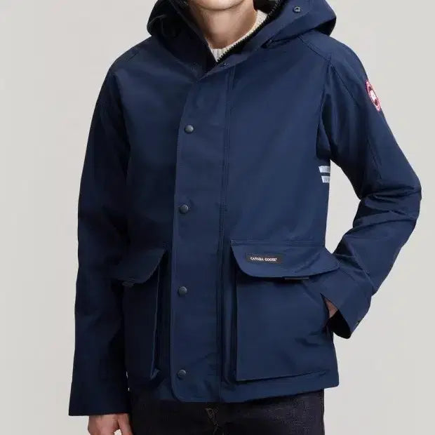 [BUNJANG] Canada Goose Lockport Hooded Windbreaker Jacket M / 캐나다구스 로케포트 바람막이 후드 자켓 M(100~105)