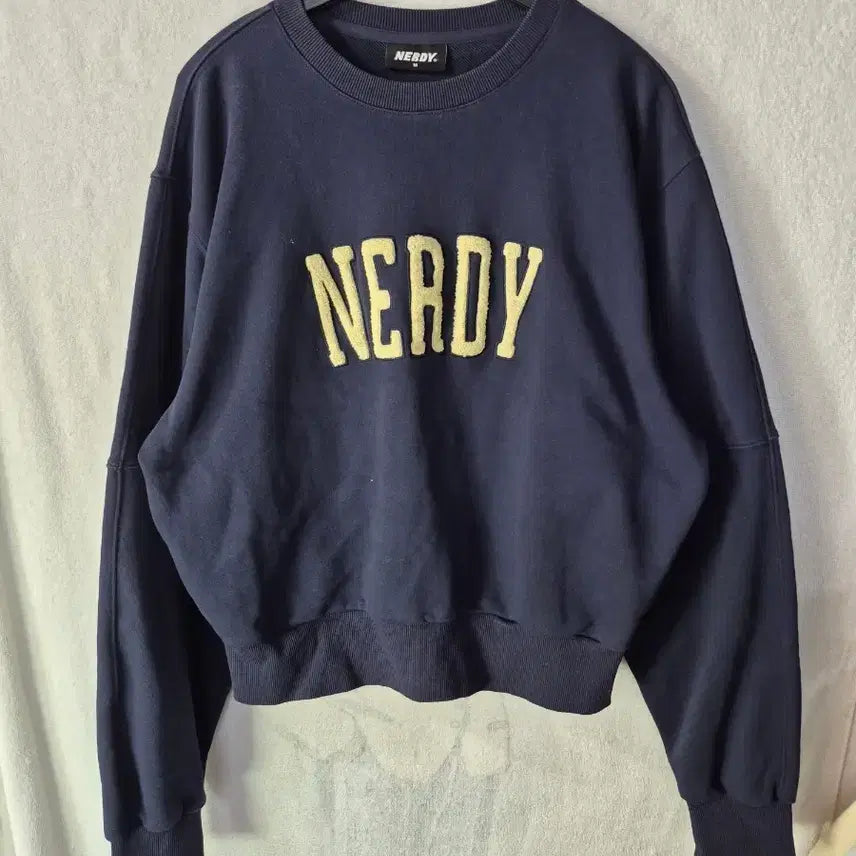 [BUNJANG] Nerdy Navy Sweatshirt (M) / M 널디 네이비 맨투맨