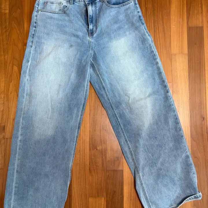 [BUNJANG] Musinsa Standard Extra Wide Jeans Light Blue / 무신사 스탠다드 32 엑스트라 와이드 청바지 연청 실착 1회