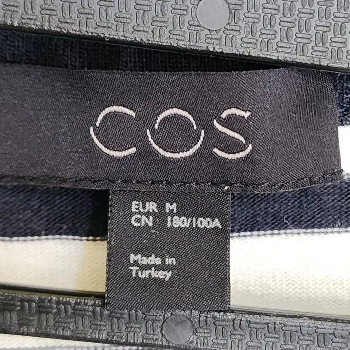 [SOLD OUT] [ M (100) ] COS 스트라이프 반팔