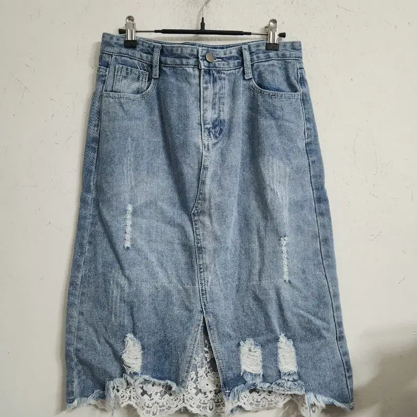 [BUNJANG] Denim Lace Cut Skirt / 데님 레이스 컷팅 스커트 청치마