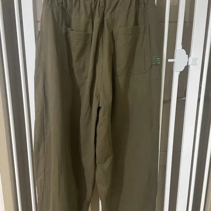 [SOLD OUT] 벌룬핏 밴딩 카키팬츠 팔아요