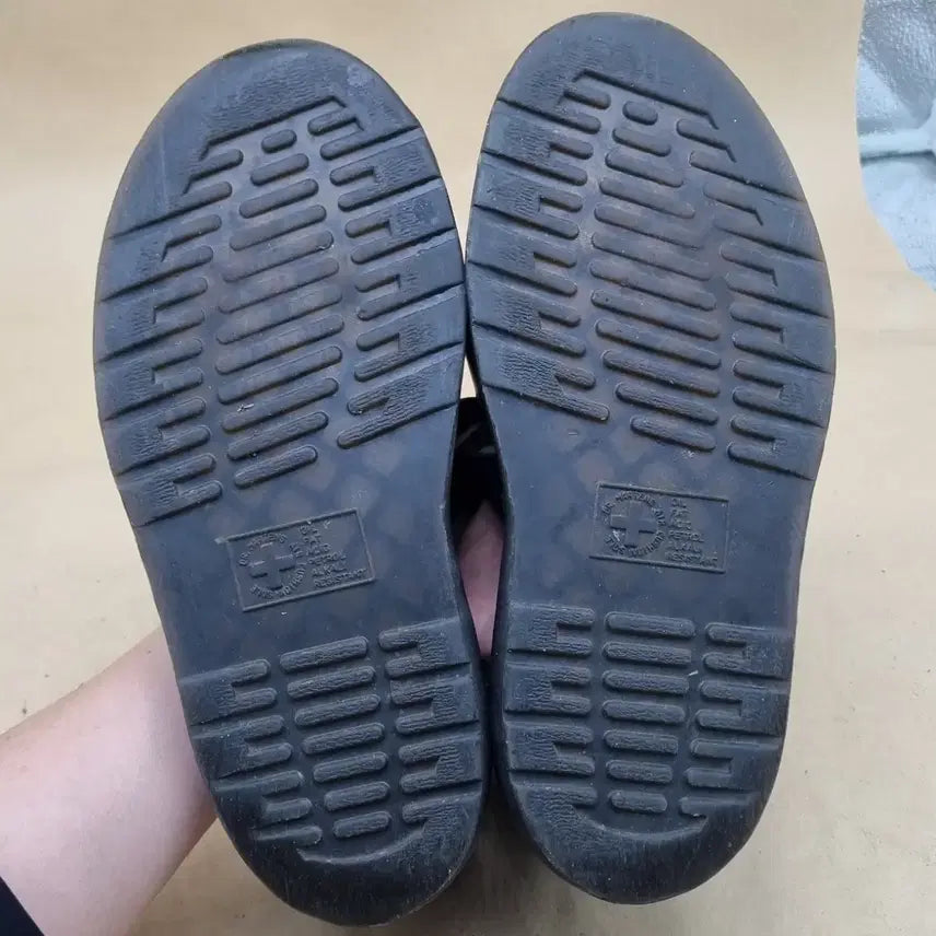 [BUNJANG] Dr. Martens Clarissa Men&