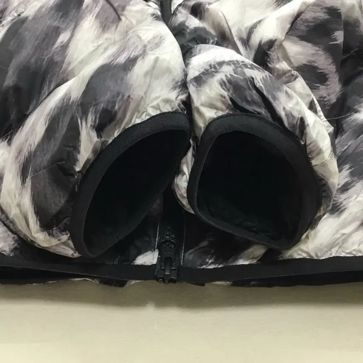 [BUNJANG] Nike Monochrome Hooded Down Padded Jacket / 나이키 모노크롬 후드 다운 패딩 M